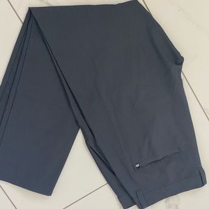 TravisMathew Messner Pant. Size 36/32. Nylon/poly/span blend. Grey.